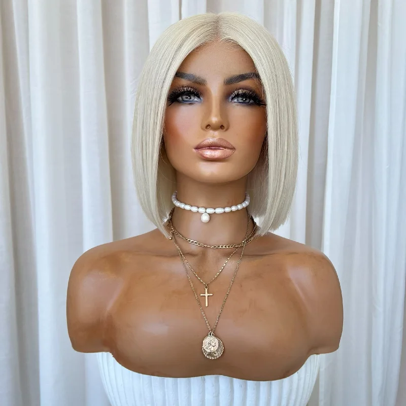 Lace wig with a natural - looking root for a more realistic lookKIM BOB PLATINUM | HD FULL LACE STRETCH CAP