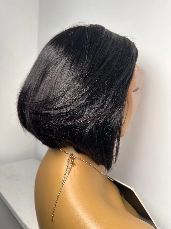 Lace wig with a straight texture for a sleek and minimalist lookKIM LAYERED BOB FRONTAL WIG | READY TO SHIP