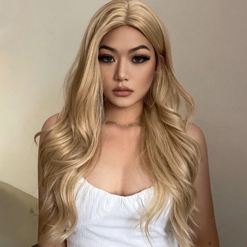 Colored wig with a middle - part for a classic and elegant style21 Inches Layered Curls Honey Blonde Synthetic Wig - Laura