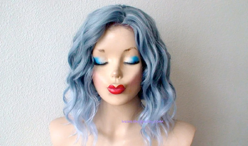 Colored wig with a 150 - density for a full and thick appearance16" Pastel Blue Ombre Short Wavy Hairstyle Wig