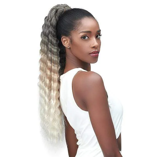 Human hair ponytails with a natural shine for a luxurious lookBobbi Boss Miss Origin Tress Up Human Hair Blend Ponytail - MOD029 CRIMP CURL 26"