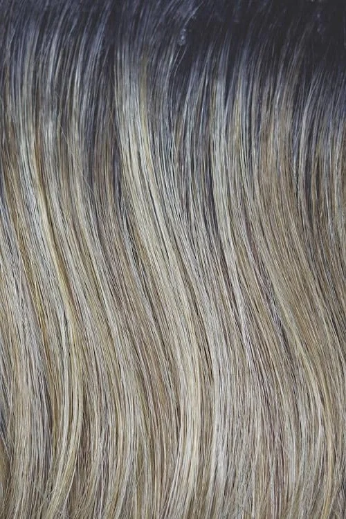 Peanutbutter Swirl | Dark brown root with 50/50 blend of light brown and gold blond