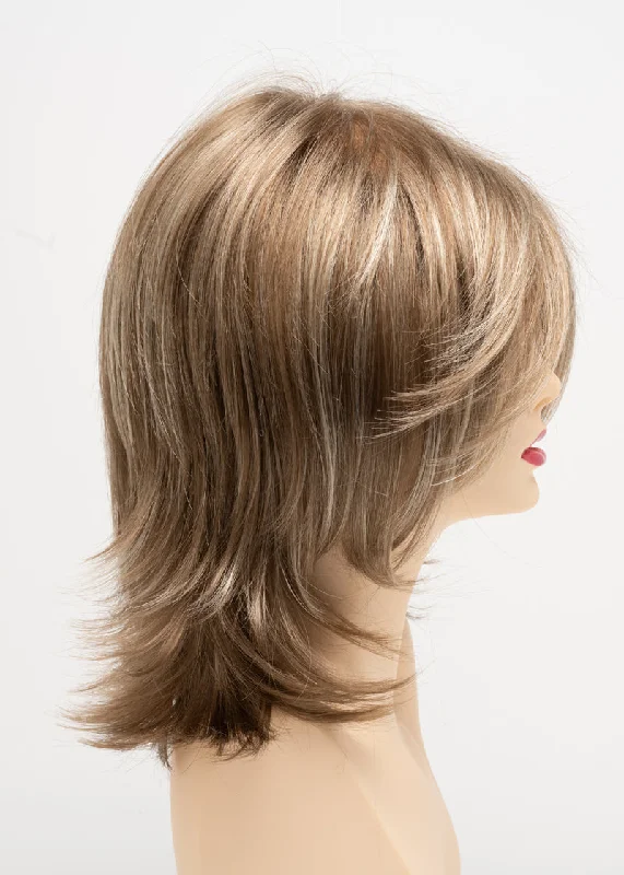 Almond Breeze | Light mocha brown blended equally with a soft ash blonde