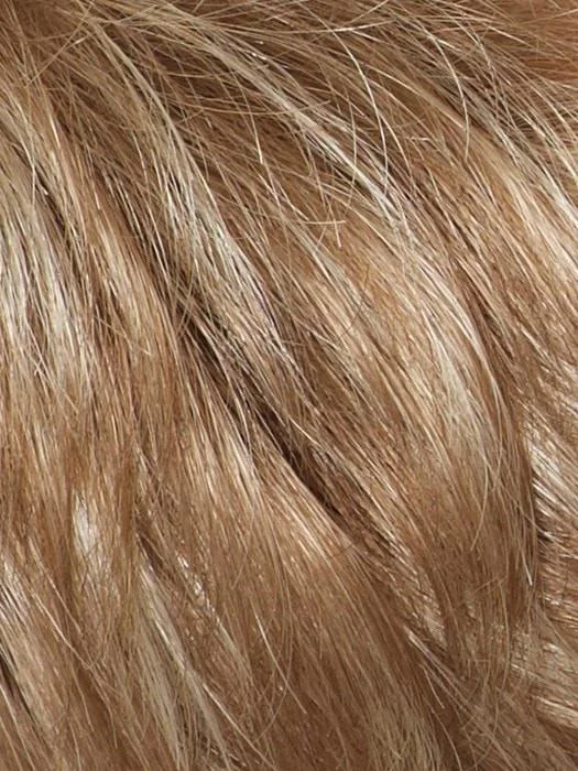 Strawberry Swirl | A 50/50 blend of honey blonde and platinum blonde