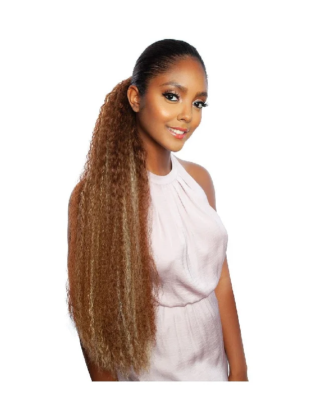 Straight ponytails with a sleek finish for a modern and polished lookYT Bey 30"