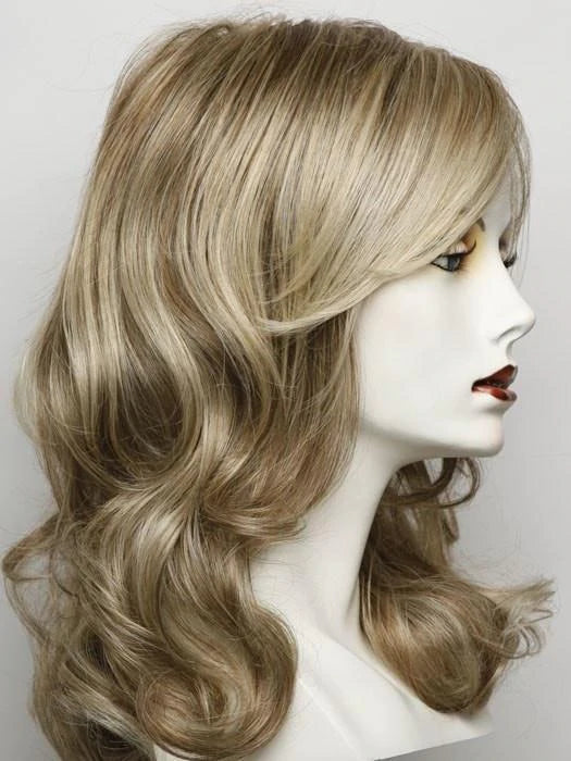 RL16/88 PALE GOLDEN HONEY | Dark Natural Blonde Evenly Blended with Pale Golden Blonde