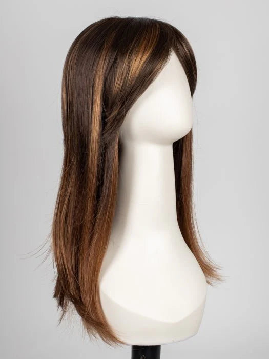 S6-30A27RO AUTUMN| Rich chestnut brown roots brighten to coppery and crisp auburn hues in this cascading colour