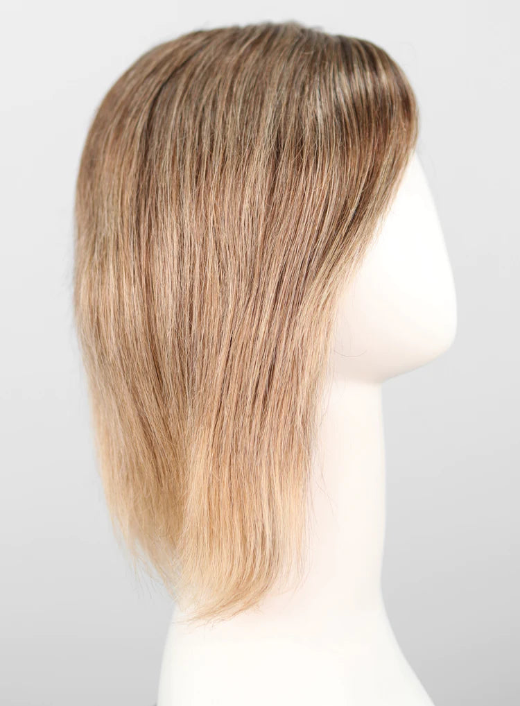 SUNLIT-SAND | A blend of Medium Brown, Light Brown Honey Blonde with Honey Blonde Tips